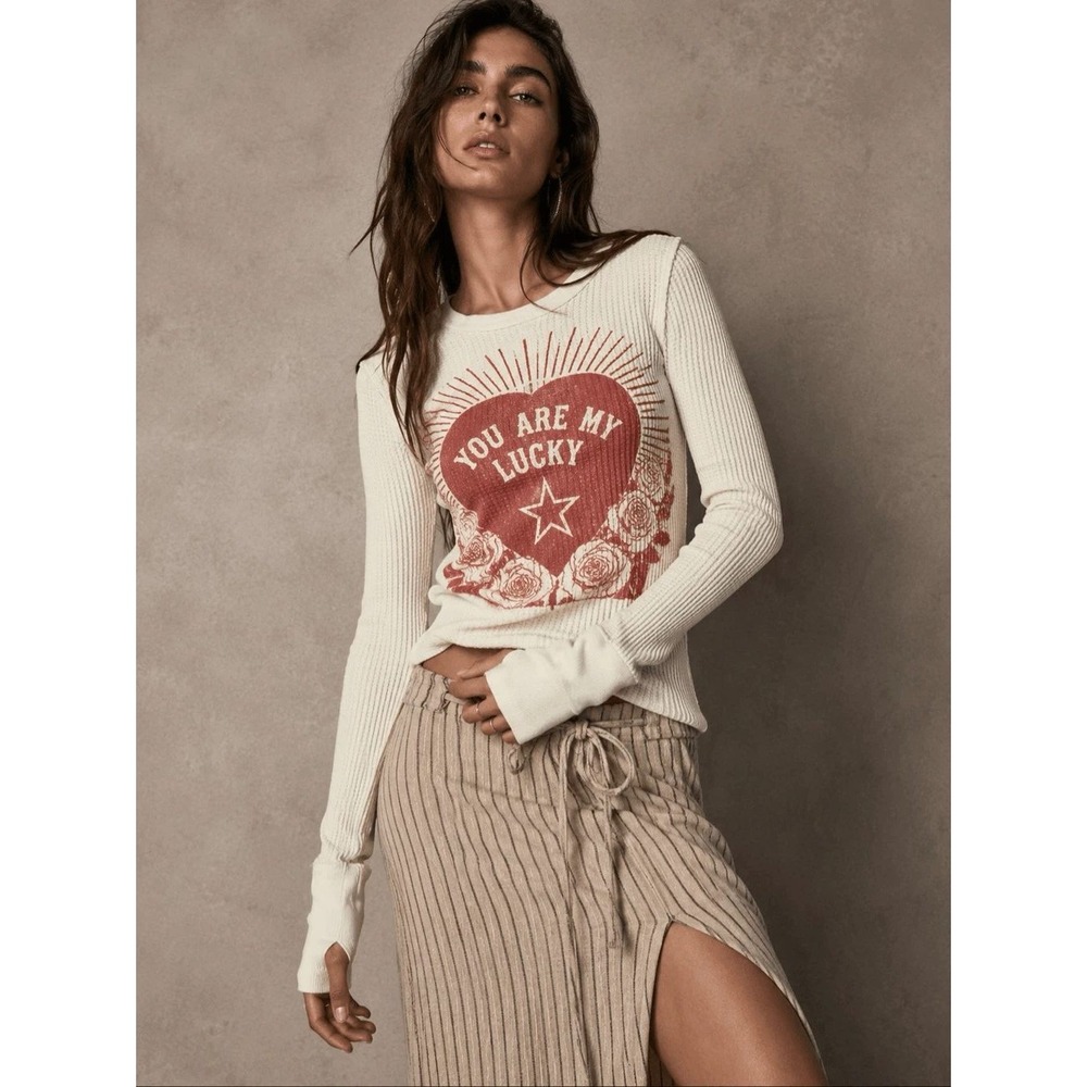 We The Free Lucky Locket Shirt Womens M Cream Heart Thumbhole Thermal Top Indie